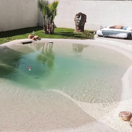 וילה Avec Lagon Et Jacuzzi *